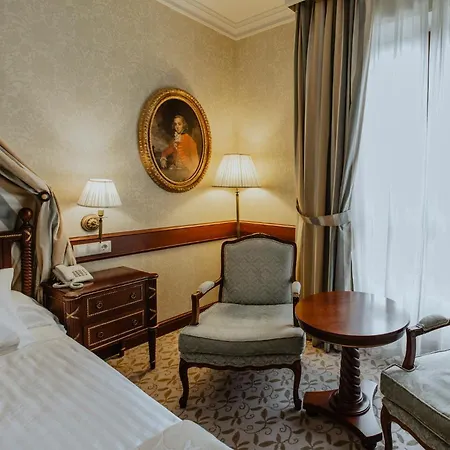 Candido 4* Сеговия