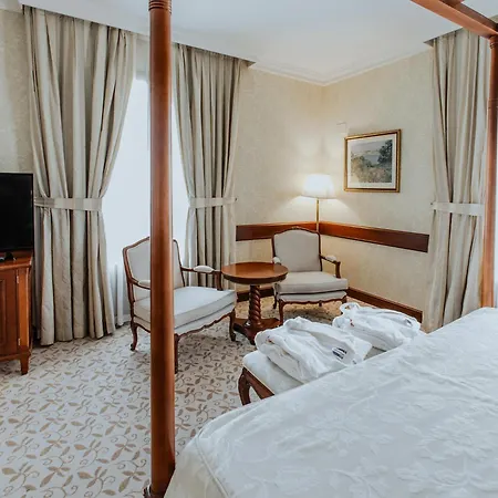 Cándido Hotel Segovia
