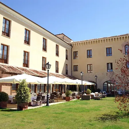 Hotel Cándido 4*