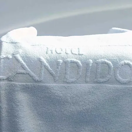 Ξενοδοχείο Candido 4*